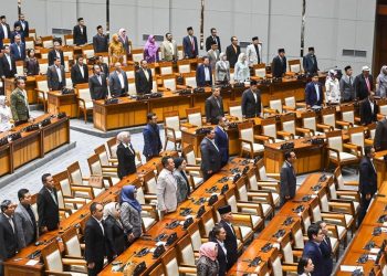 Perbandingan Gaji Anggota DPR RI dan Negara Lain