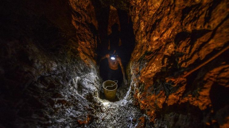 Kementerian ESDM Mengungkap Penemuan Tambang Ilegal di Sekitar Jakarta