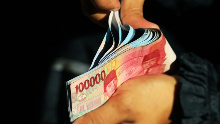 Penyaluran KUR Tersendat Akibat Kredit Macet Pinjol dan Paylater