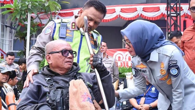 Tertibkan Berlalu Lintas dalam Acara Polantas Retrospeksi