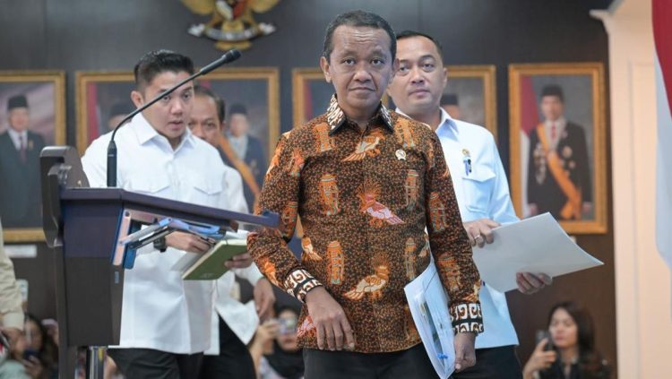 Bahlil Minta 80 Ribu Kopdes Dukung Pembangunan PLTS di Desa Sesuai Perintah Prabowo