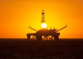 Harga Minyak Dunia Turun Tipis Setelah Mencapai Level Tertinggi dalam 7 Minggu