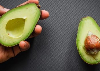 Camilan Lezat untuk Penderita Diabetes, Termasuk Alpukat dan Almond