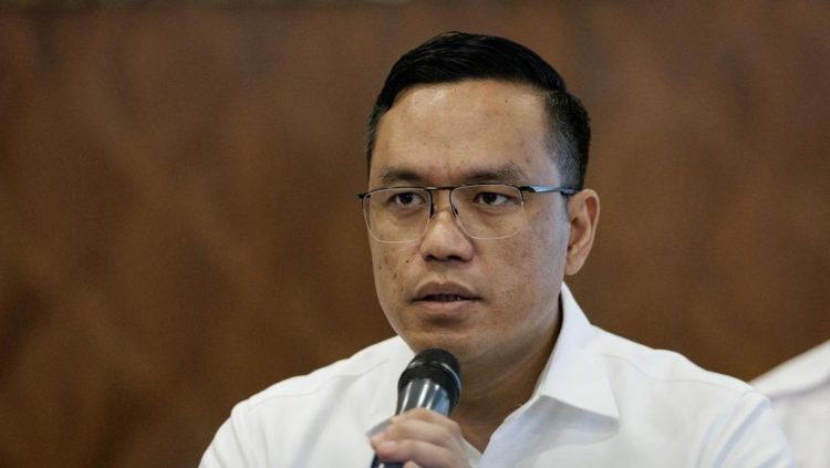 Dirut Pertamina Jelaskan Kelangkaan Stok BBM di SPBU Swasta