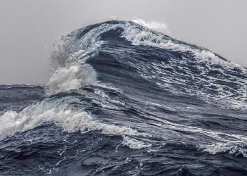 Peringatan Dini Tsunami di 5 Daerah Akibat Gempa Dangkal menurut BMKG