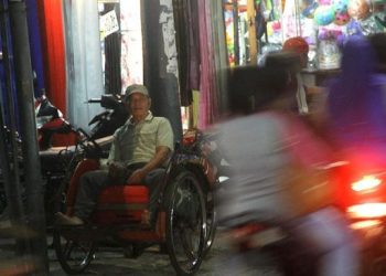 Tukang Becak Tiba-tiba Kaya, Raih Rp 117 Miliar Dalam Satu Malam