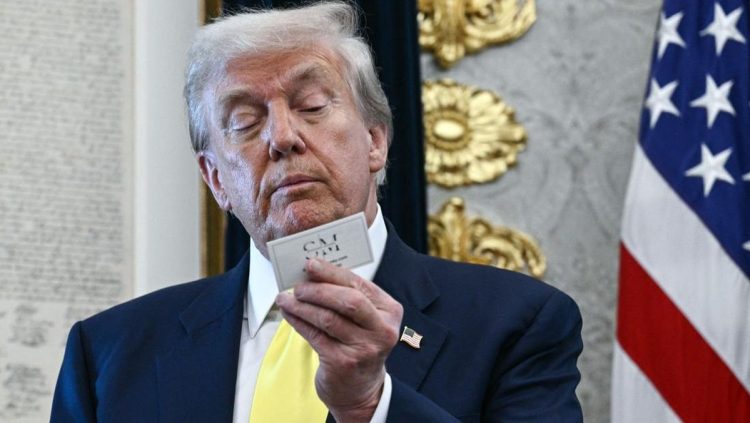 Koin US$1 Bergambar Donald Trump Akan Diterbitkan oleh AS