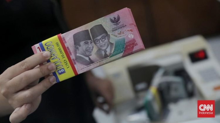 Rupiah Turun ke Rp16.726 Pagi Ini