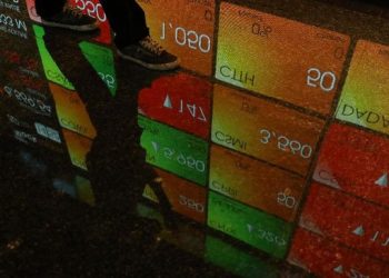 IHSG Sesi 1 Menguat 0,26%, Saham Ini Dilirik Investor Asing