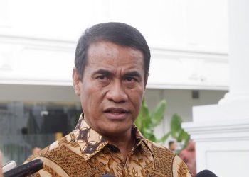 Kembangkan Peternakan Ayam di RI untuk MBG Menurut Amran