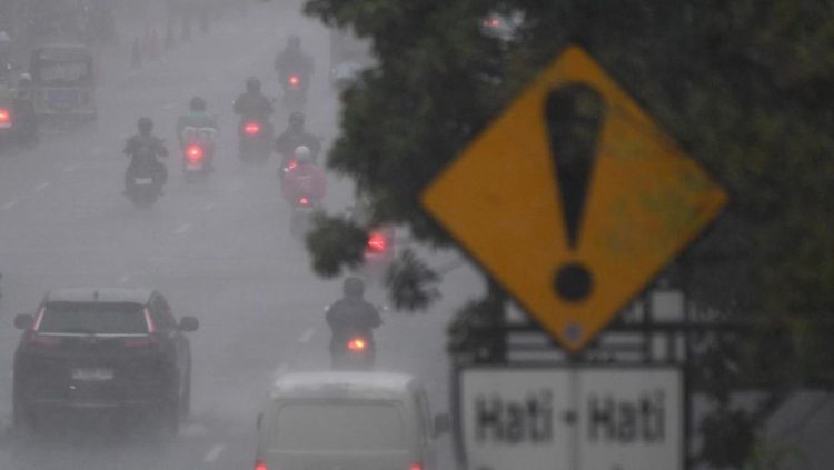 Bibit Cuaca 93S Berpotensi Menjadi Siklon Tropis, Waspada Dampaknya