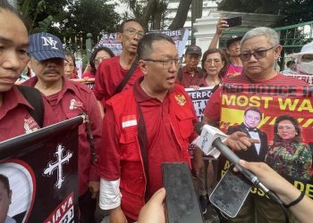 Korban Wanaartha Lakukan Aksi di Kedubes AS dan Kemlu untuk Sampaikan Tuntutan