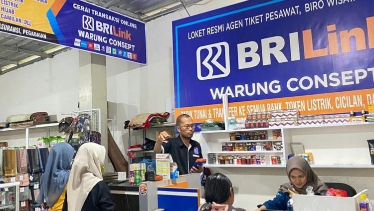 Tumbuh Bersama Agen BRILink, Keluarga di Jepara Menciptakan Peluang Kerja