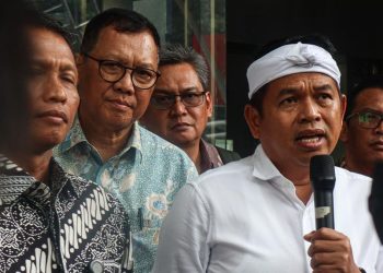 Alasan Terbuka Tukar Guling Saham Bandara Kertajati