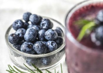 9 Buah Kaya Serat yang Efektif Mencegah Kenaikan Berat Badan