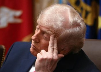 Trump Ancaman Tarif 100 Persen ke Kanada Jika Perdagangan dengan China